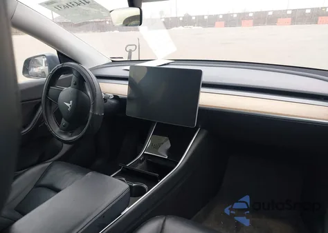 2021 Tesla Model Y Long Range Dual Motor All-Wheel Drive из США, поврежденный, VIN 5YJYGDEE9MF070422